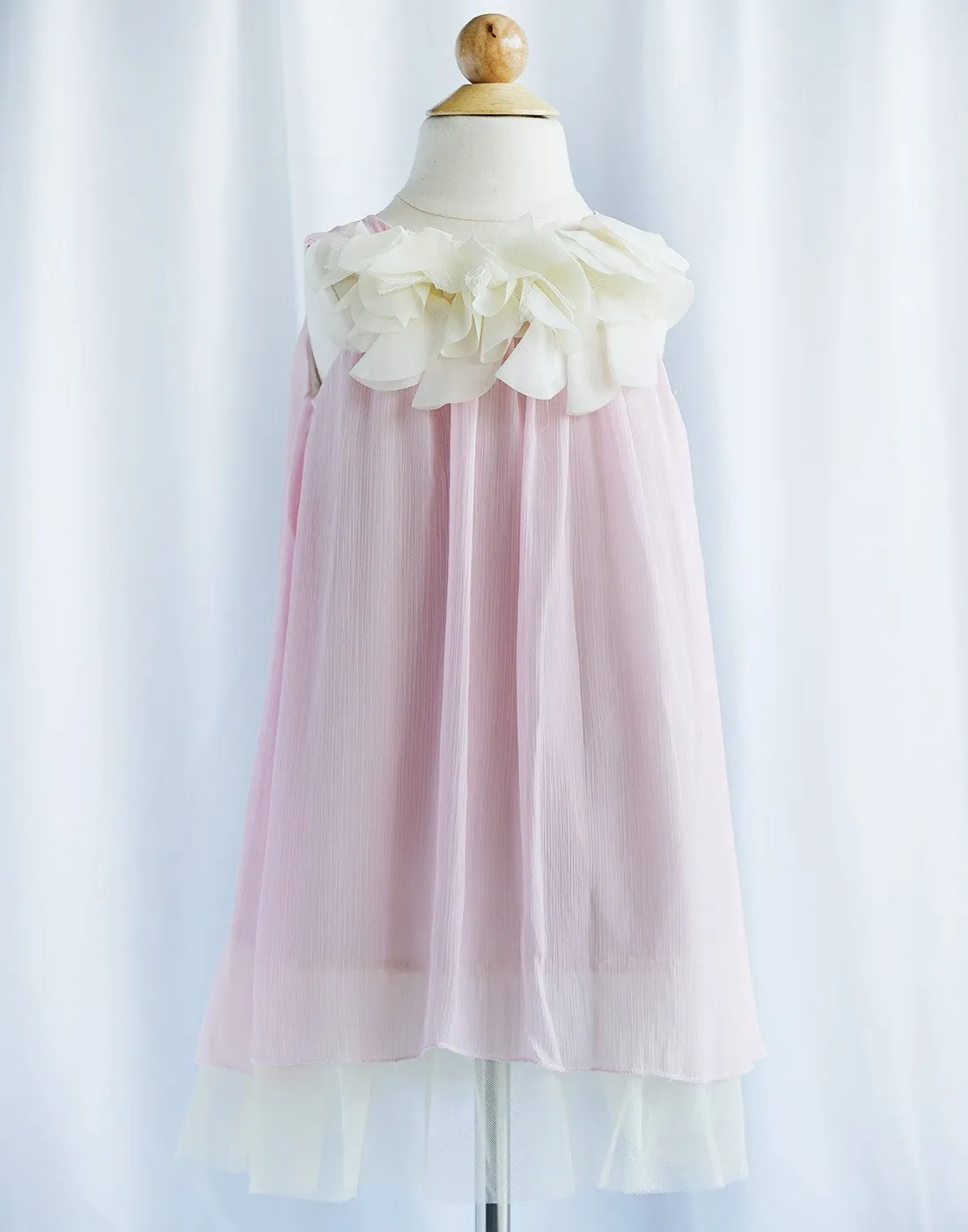 Chic Chiffon Dress With Ivory Flower Neckline - Blush