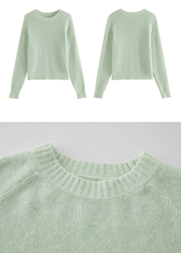 LOOSE GENTLE ROUND NECK KNIT